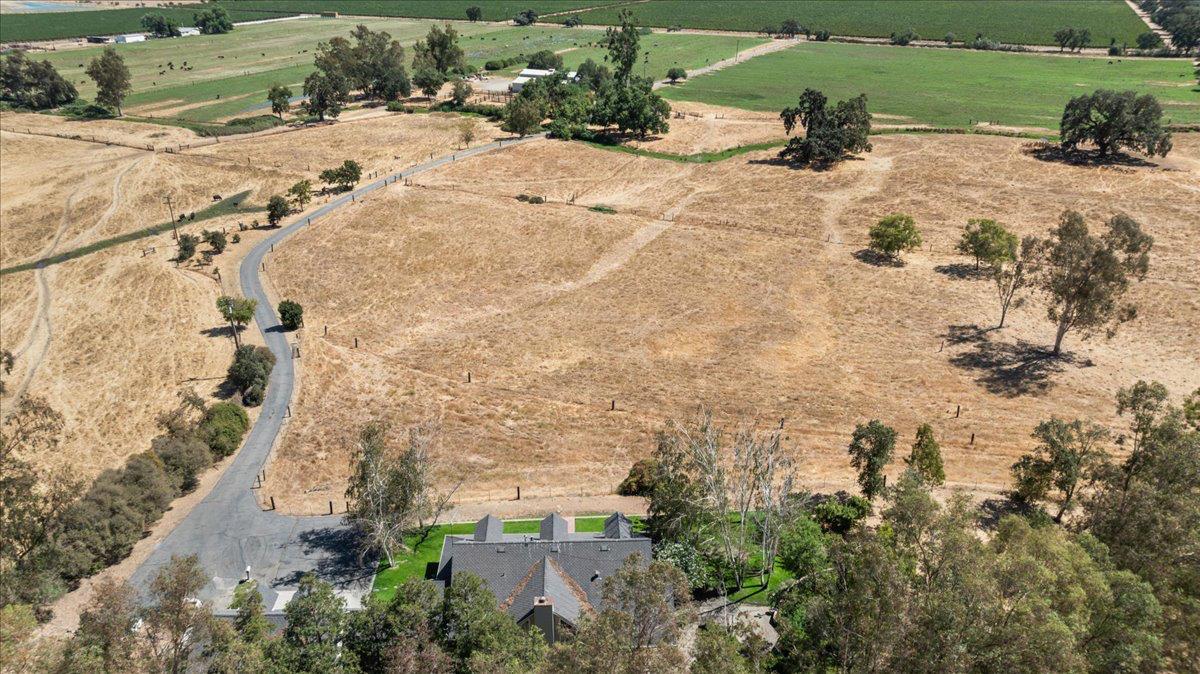 Galt, California, 95632, United States, 3 Bedrooms Bedrooms, ,3 BathroomsBathrooms,Residential,Active,1922295