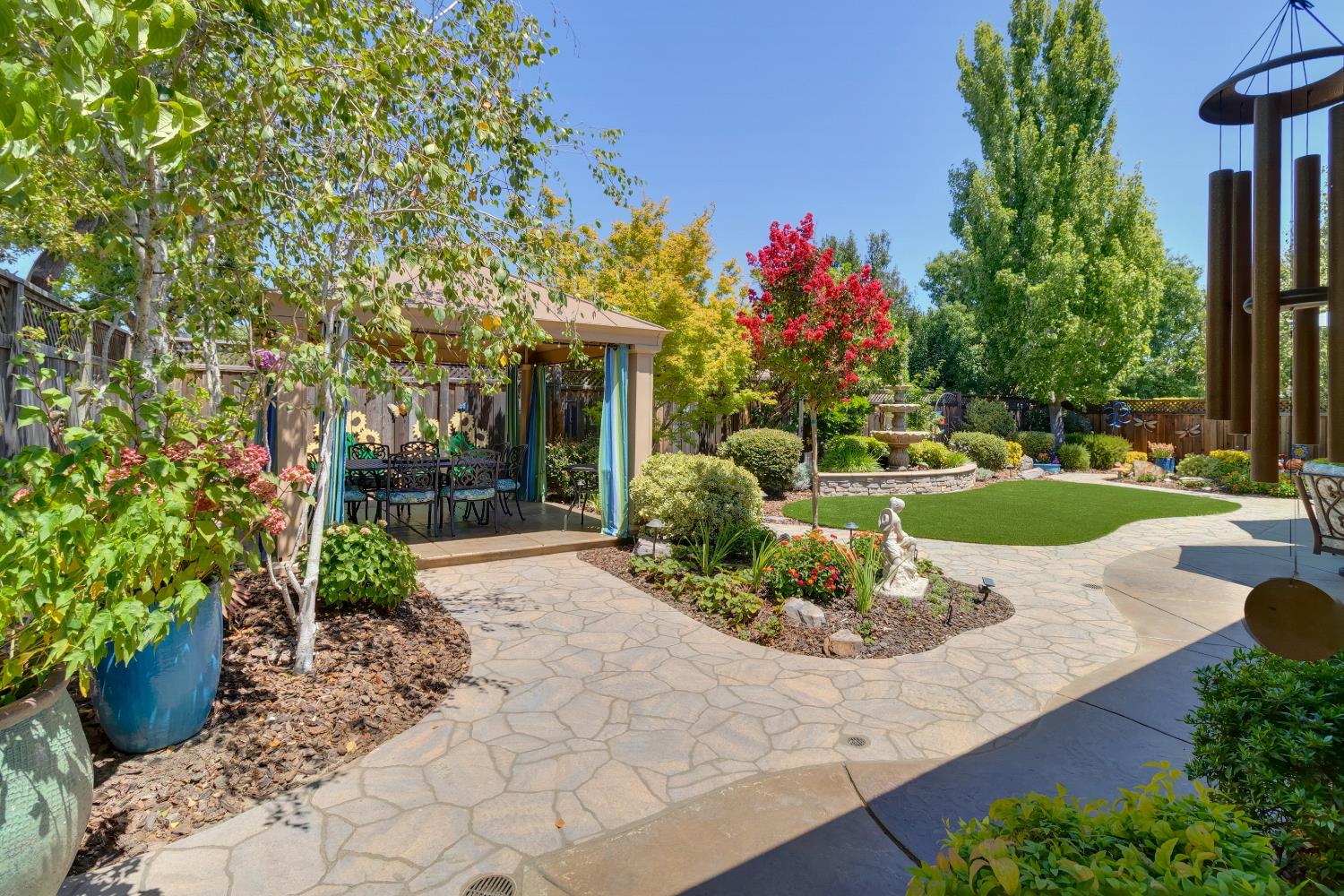 West Sacramento, California, 95605, United States, 4 Bedrooms Bedrooms, ,3 BathroomsBathrooms,Residential,Active,1929784