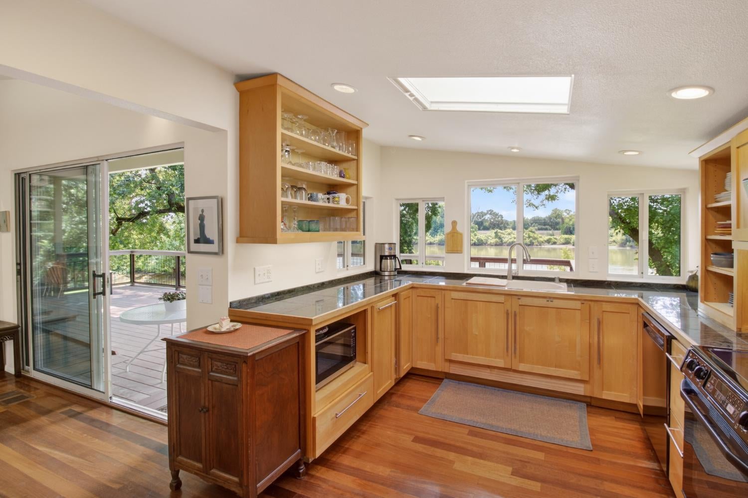 Sacramento, California, 95837, United States, 3 Bedrooms Bedrooms, ,2 BathroomsBathrooms,Residential,Active,2052080