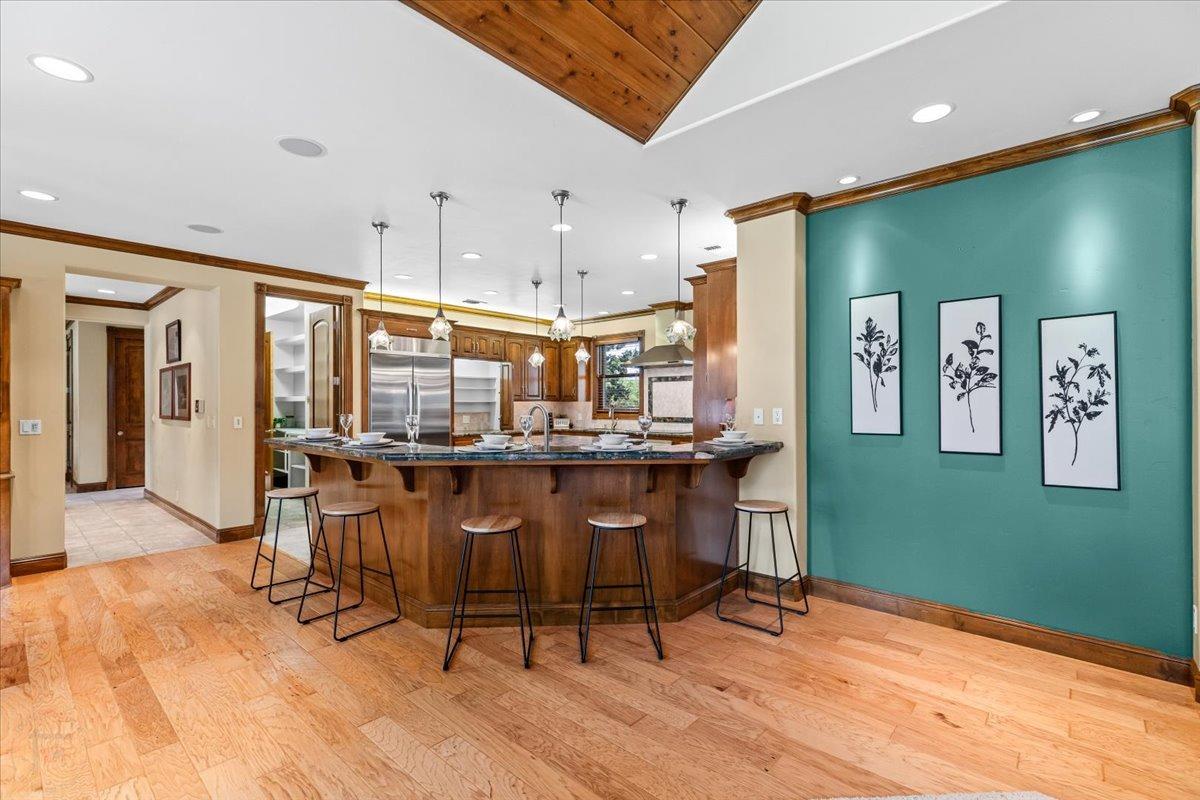 Ripon, California, 95366, United States, 3 Bedrooms Bedrooms, ,5 BathroomsBathrooms,Residential,Active,1808206