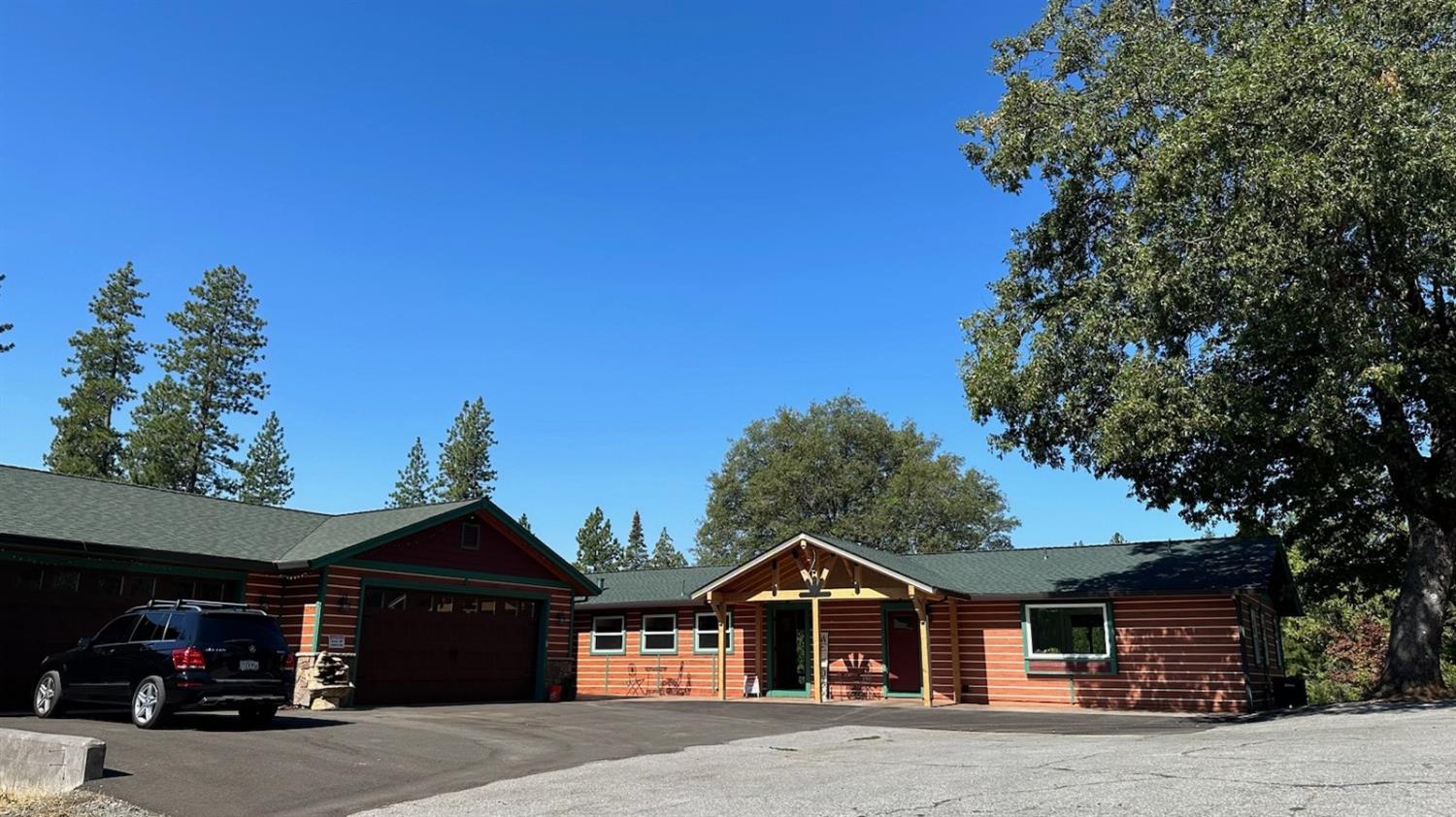 Pollock Pines, California, 95726, United States, 4 Bedrooms Bedrooms, ,3 BathroomsBathrooms,Residential,Active,1880012