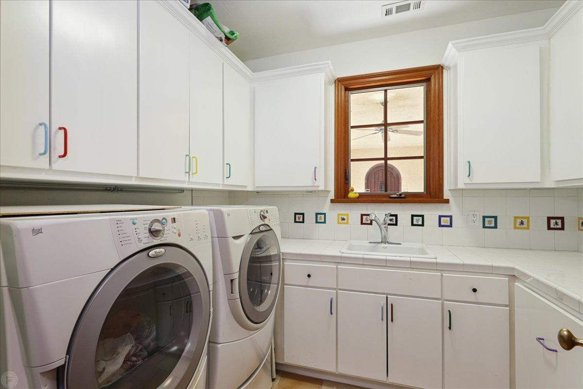 Copperopolis, California, 95228, United States, 3 Bedrooms Bedrooms, ,4 BathroomsBathrooms,Residential,Active,1997885