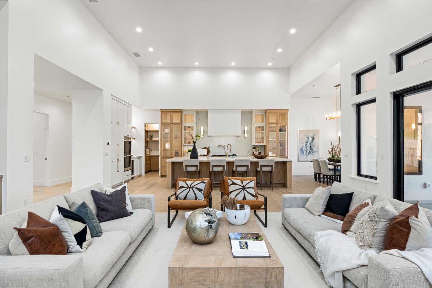 Newcastle, California, 95658, United States, 5 Bedrooms Bedrooms, ,4 BathroomsBathrooms,Residential,Active,2013165