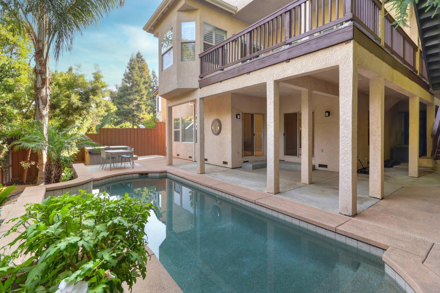 Carmichael, California, 95608, United States, 5 Bedrooms Bedrooms, ,5 BathroomsBathrooms,Residential,Active,1927677