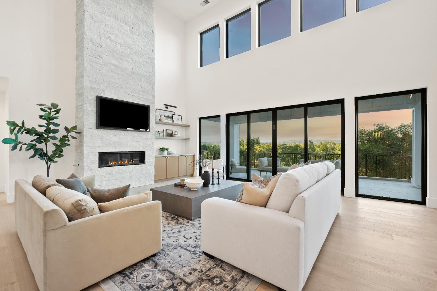 Loomis, California, 95650, United States, 5 Bedrooms Bedrooms, ,4 BathroomsBathrooms,Residential,Active,1959535