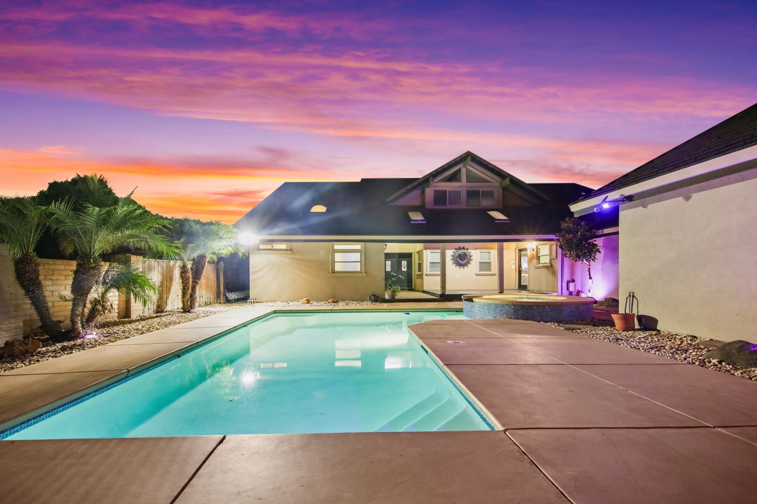 Stockton, California, 95219, United States, 4 Bedrooms Bedrooms, ,5 BathroomsBathrooms,Residential,Active,1970940