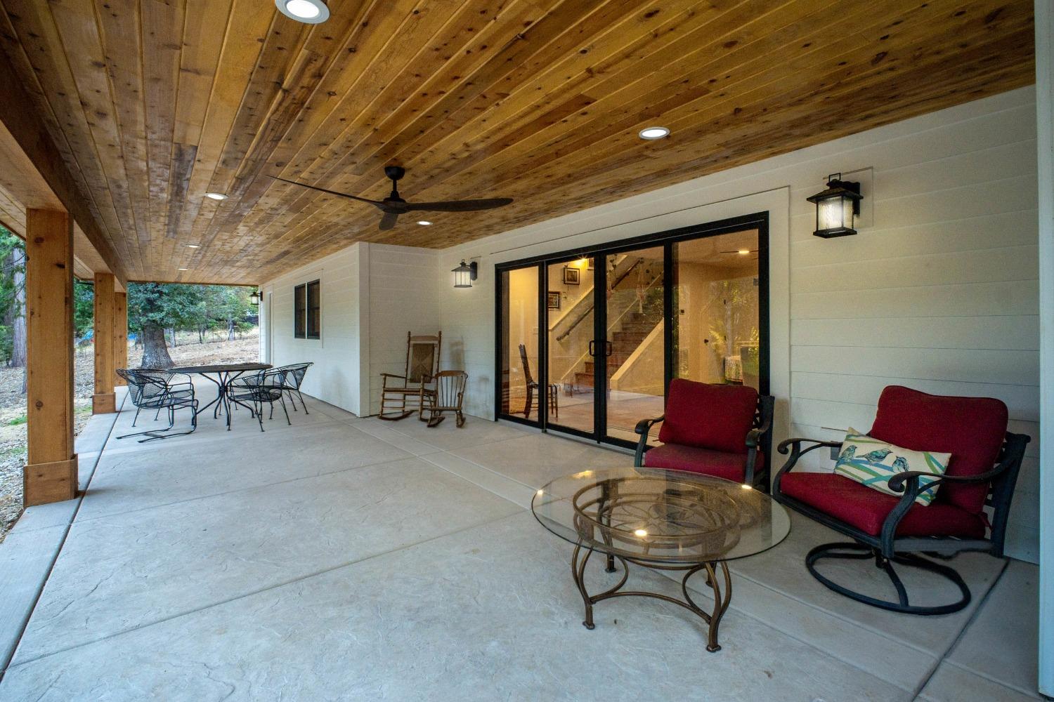 Nevada City, California, 95959, United States, 4 Bedrooms Bedrooms, ,5 BathroomsBathrooms,Residential,Active,1808164