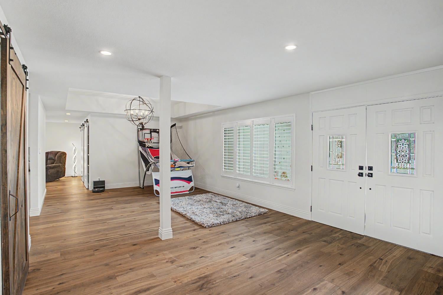 Sacramento, California, 95864, United States, 4 Bedrooms Bedrooms, ,3 BathroomsBathrooms,Residential,Active,2045002
