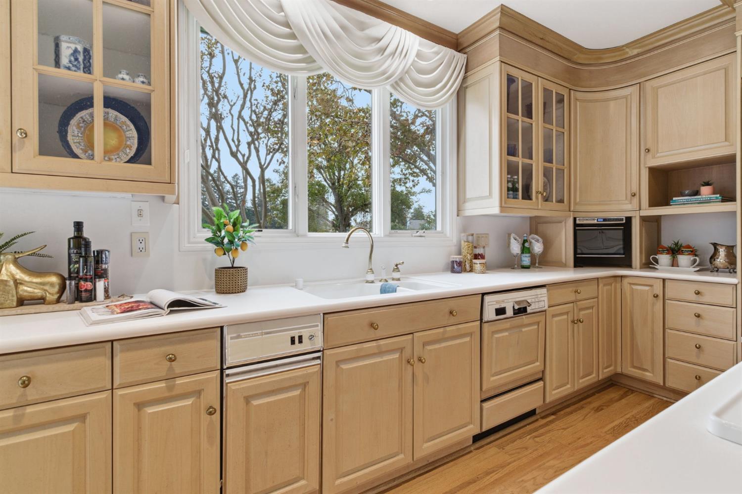 Stockton, California, 95219, United States, 3 Bedrooms Bedrooms, ,4 BathroomsBathrooms,Residential,Active,1999272