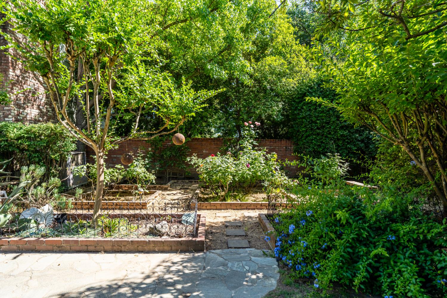 Woodland, California, 95695, United States, 5 Bedrooms Bedrooms, ,5 BathroomsBathrooms,Residential,Active,1907974