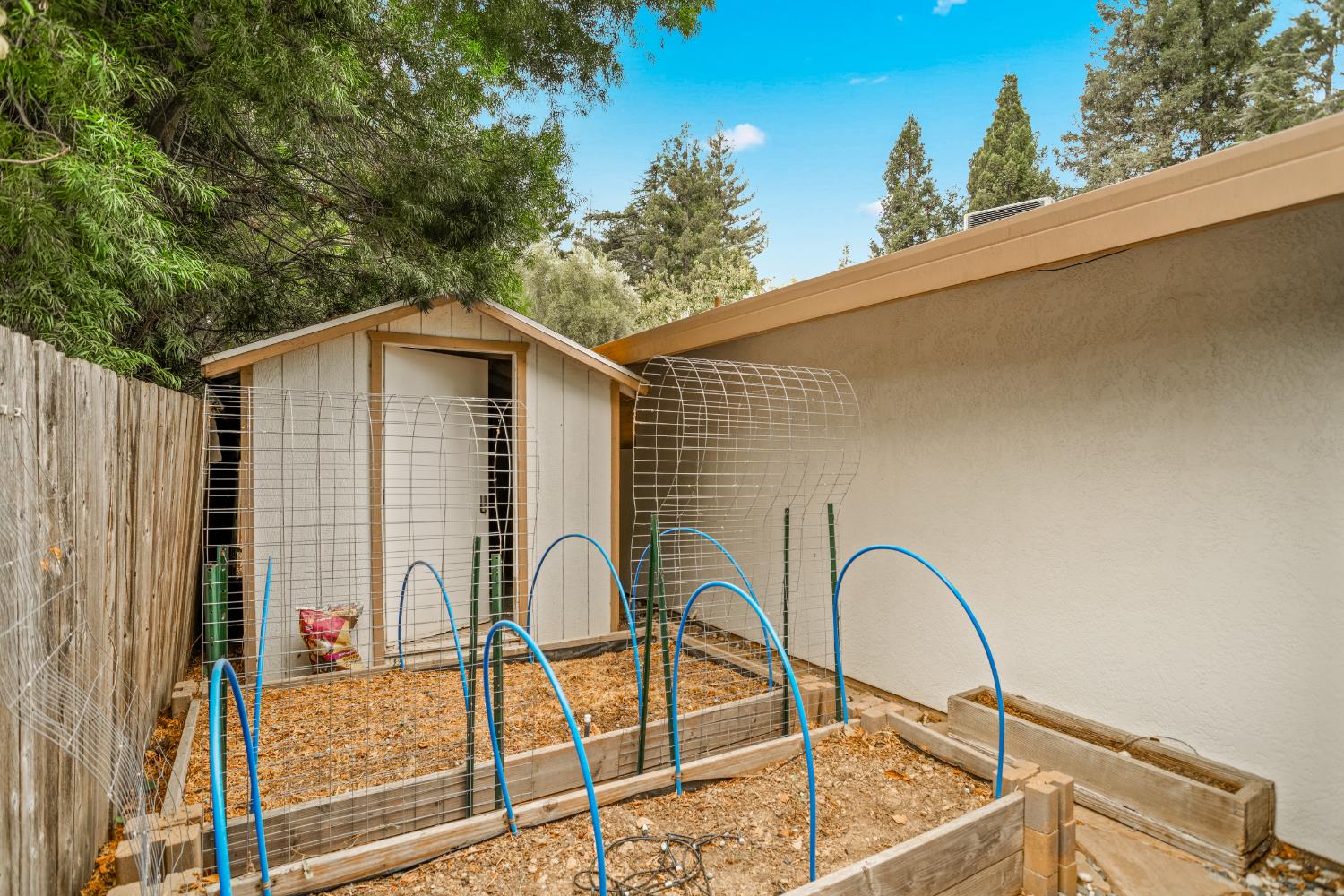 Sacramento, California, 95864, United States, 5 Bedrooms Bedrooms, ,3 BathroomsBathrooms,Residential,Active,1946308