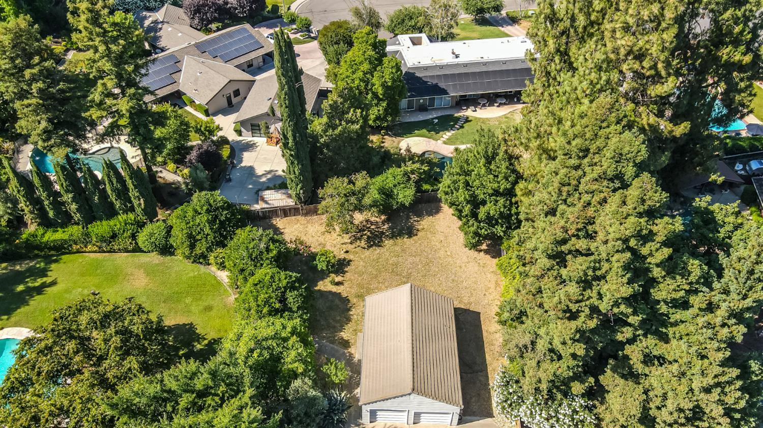 Woodland, California, 95695, United States, 5 Bedrooms Bedrooms, ,5 BathroomsBathrooms,Residential,Active,1907974