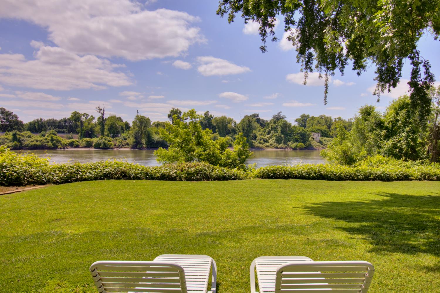 Sacramento, California, 95837, United States, 3 Bedrooms Bedrooms, ,2 BathroomsBathrooms,Residential,Active,2052080