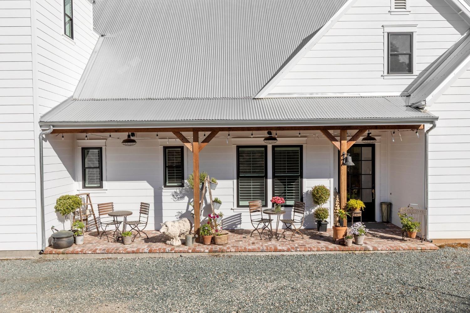 Sutter Creek, California, 95685, United States, 3 Bedrooms Bedrooms, ,3 BathroomsBathrooms,Residential,Active,2011413