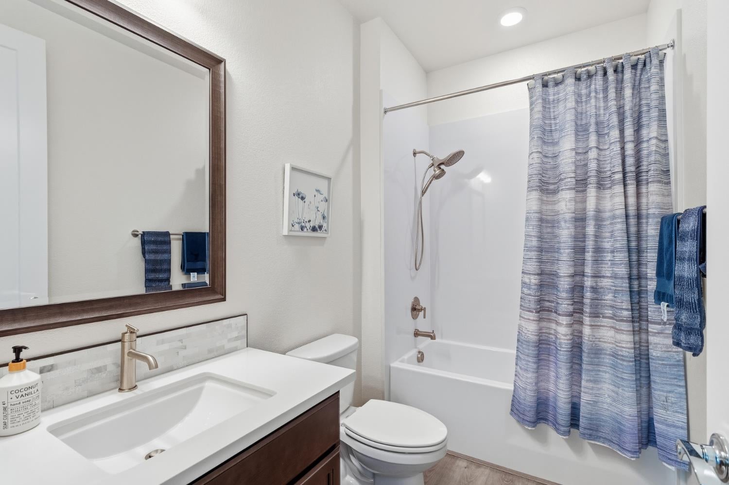 West Sacramento, California, 95605, United States, 3 Bedrooms Bedrooms, ,4 BathroomsBathrooms,Residential,Active,2008265