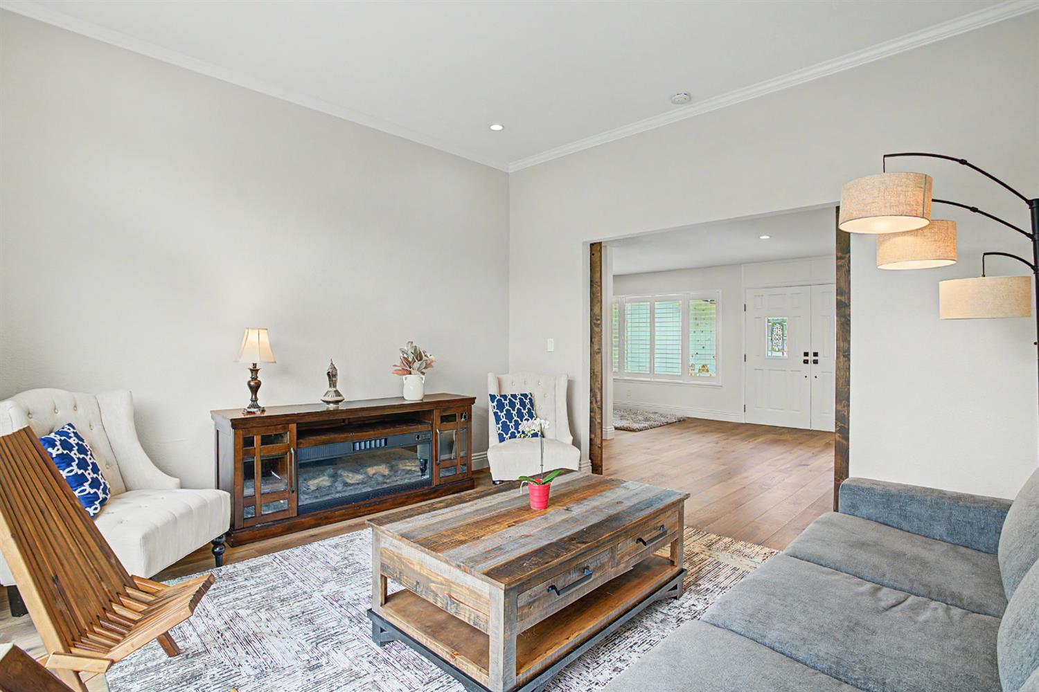 Sacramento, California, 95864, United States, 4 Bedrooms Bedrooms, ,3 BathroomsBathrooms,Residential,Active,2045002