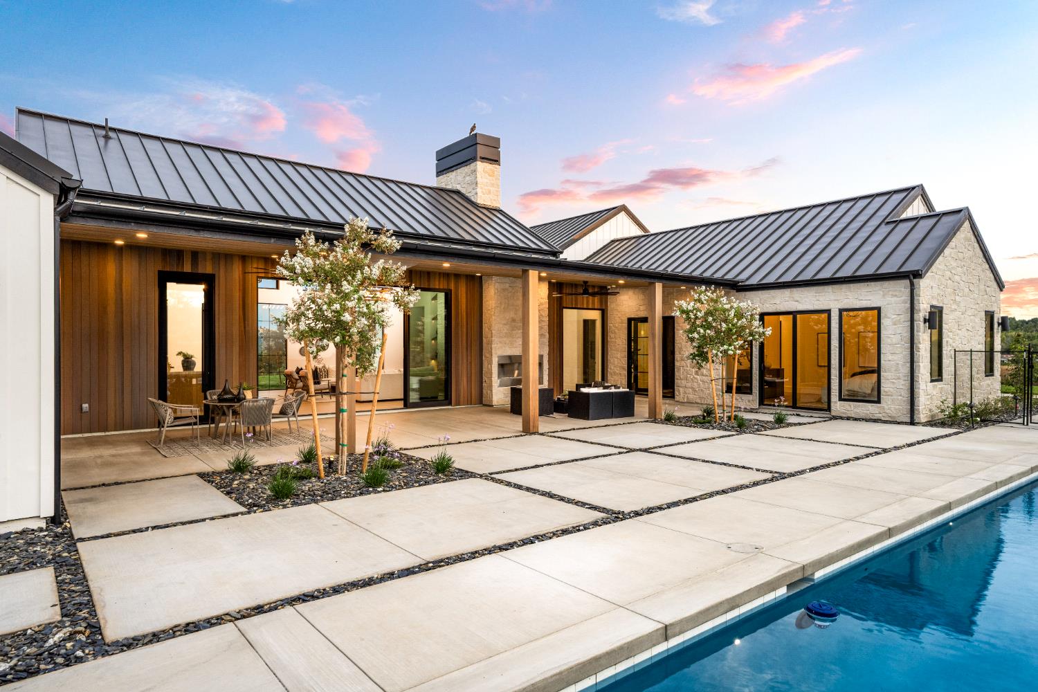 Newcastle, California, 95658, United States, 4 Bedrooms Bedrooms, ,6 BathroomsBathrooms,Residential,Active,1973288