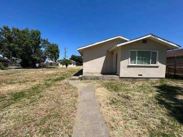 7717 32ND AVE, SACRAMENTO, CA 95824, photo 1 of 41