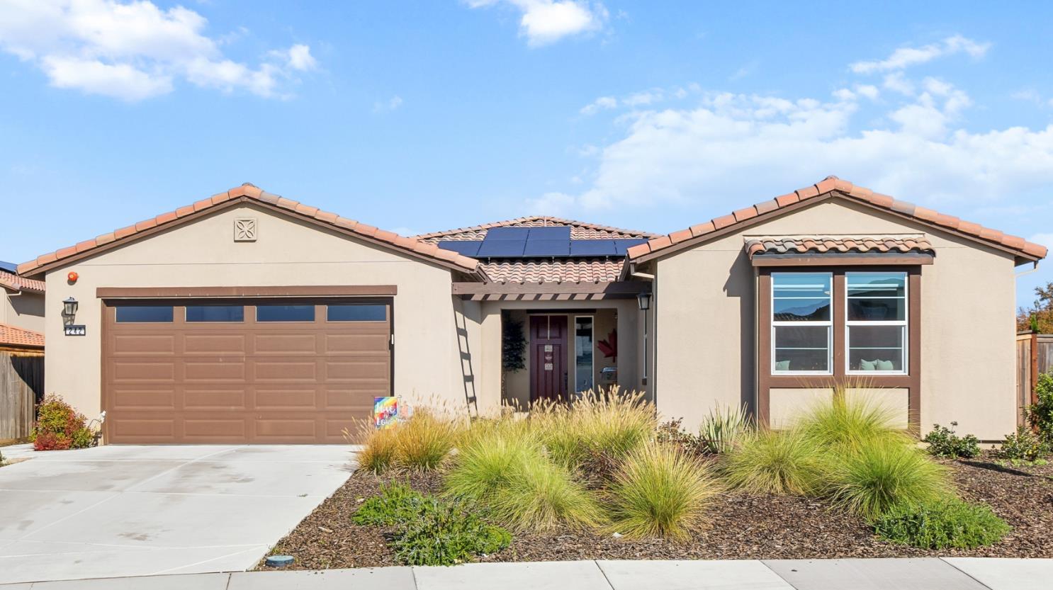 West Sacramento, California, 95605, United States, 3 Bedrooms Bedrooms, ,4 BathroomsBathrooms,Residential,Active,2008265