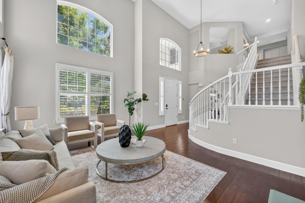 El Dorado Hills, California, 95762, United States, 5 Bedrooms Bedrooms, ,3 BathroomsBathrooms,Residential,Pending,2045616