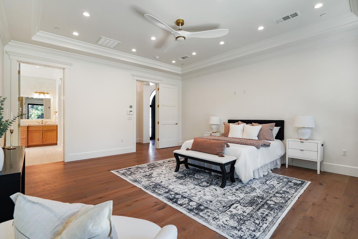 Stockton, California, 95207, United States, 4 Bedrooms Bedrooms, ,4 BathroomsBathrooms,Residential,Active,1899912