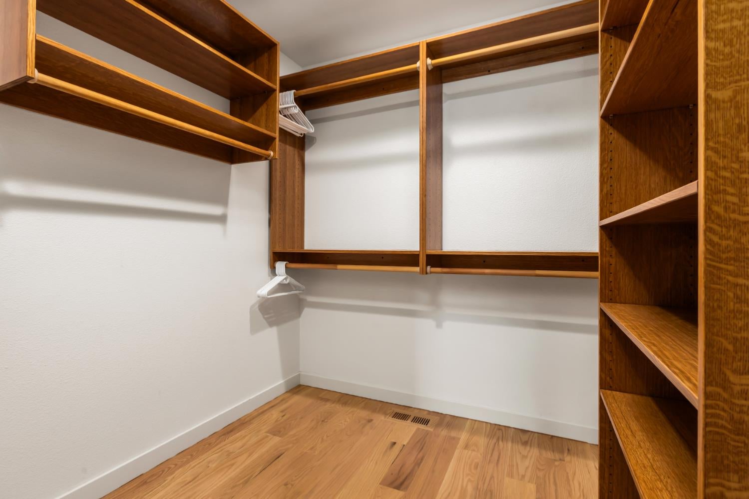 Penn Valley, California, 95946, United States, 3 Bedrooms Bedrooms, ,2 BathroomsBathrooms,Residential,Active,2008719