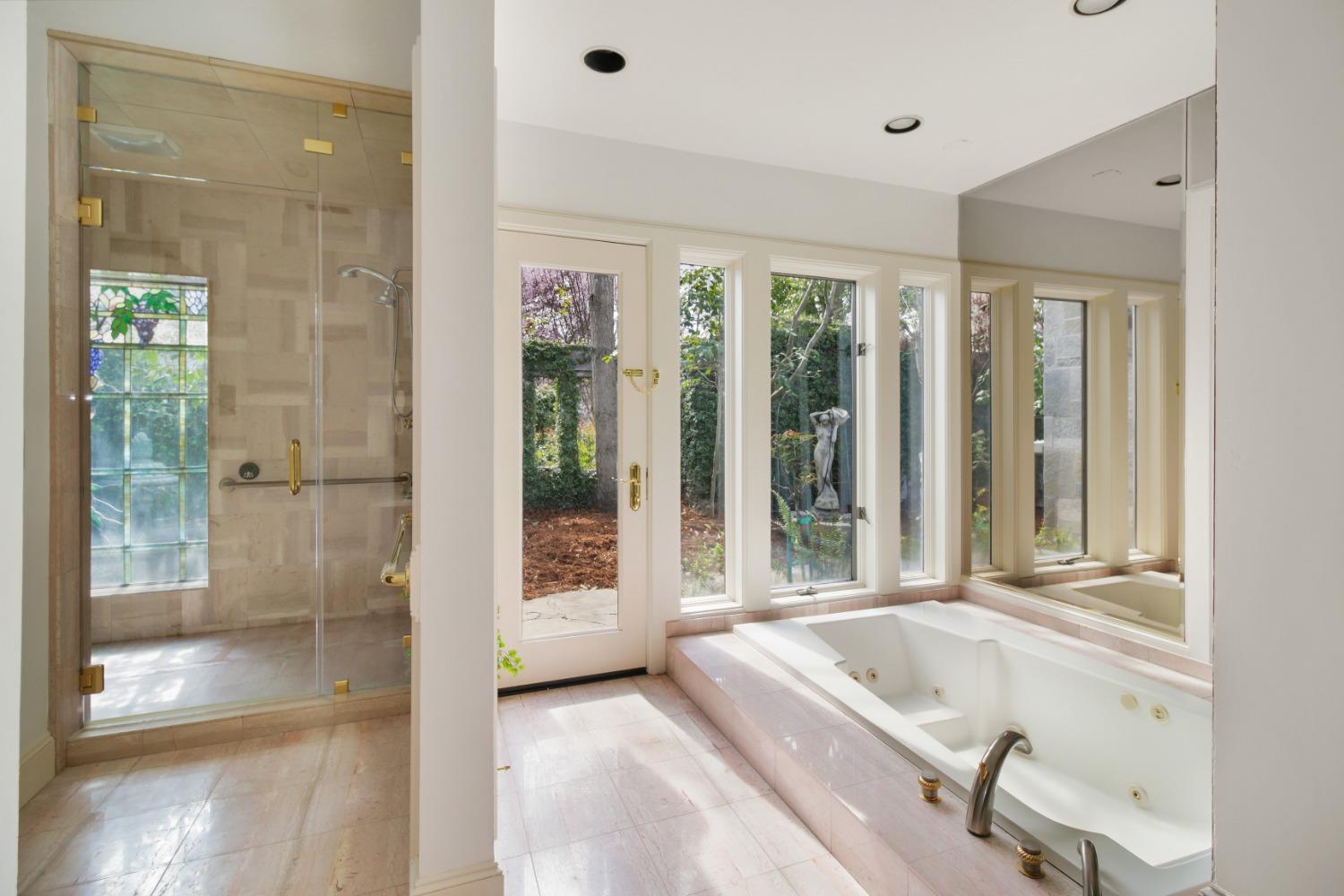 Sacramento, California, 95827, United States, 6 Bedrooms Bedrooms, ,7 BathroomsBathrooms,Residential,Active,1898041