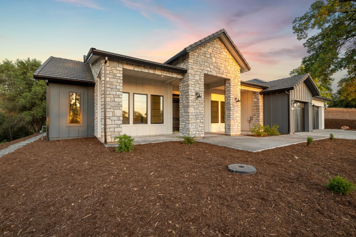 Auburn, California, 95602, United States, 4 Bedrooms Bedrooms, ,3 BathroomsBathrooms,Residential,Active,1943769
