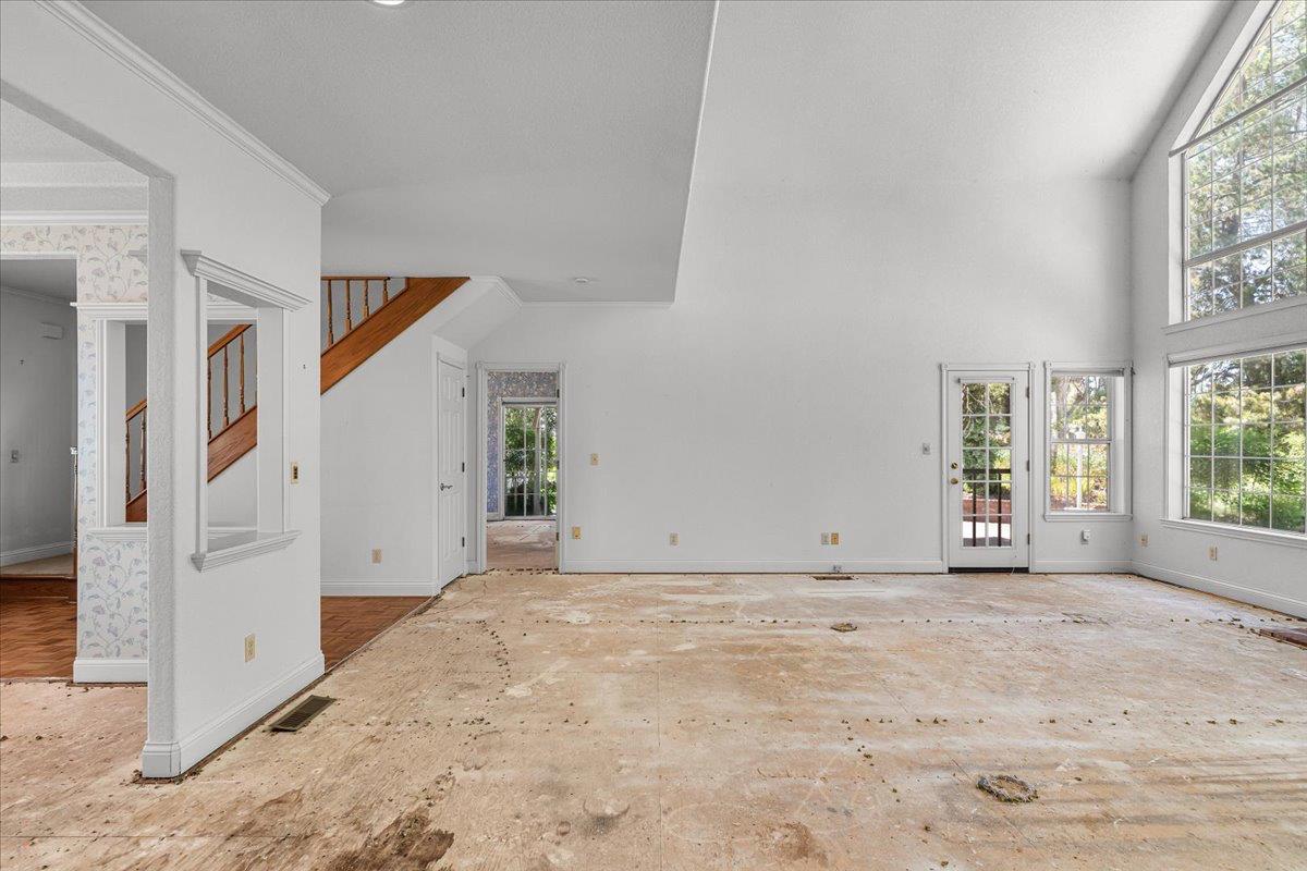 Galt, California, 95632, United States, 3 Bedrooms Bedrooms, ,3 BathroomsBathrooms,Residential,Active,1922295