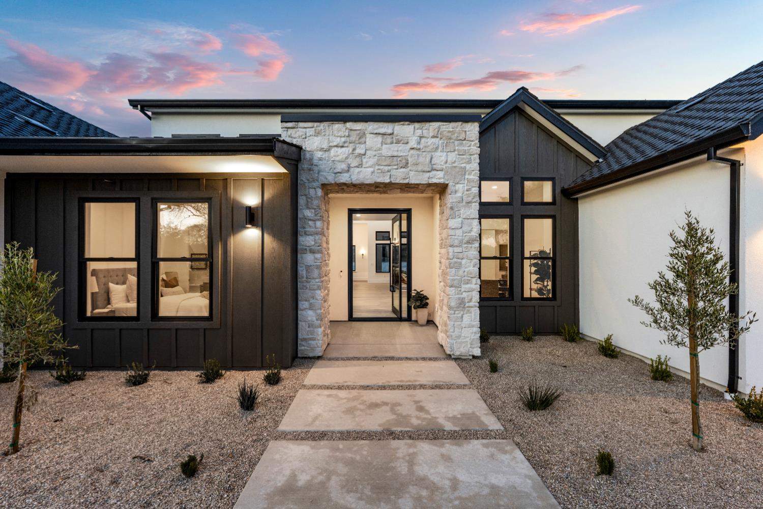 Newcastle, California, 95658, United States, 5 Bedrooms Bedrooms, ,4 BathroomsBathrooms,Residential,Active,2013165