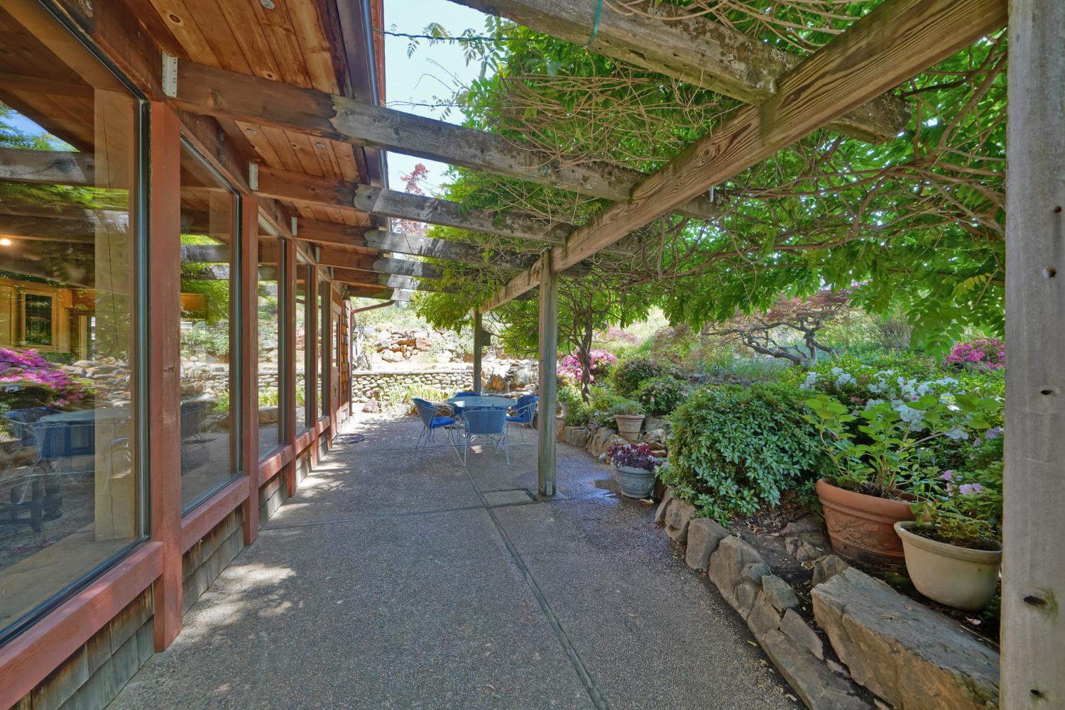 Placerville, California, 95667, United States, 3 Bedrooms Bedrooms, ,3 BathroomsBathrooms,Residential,Active,1834323