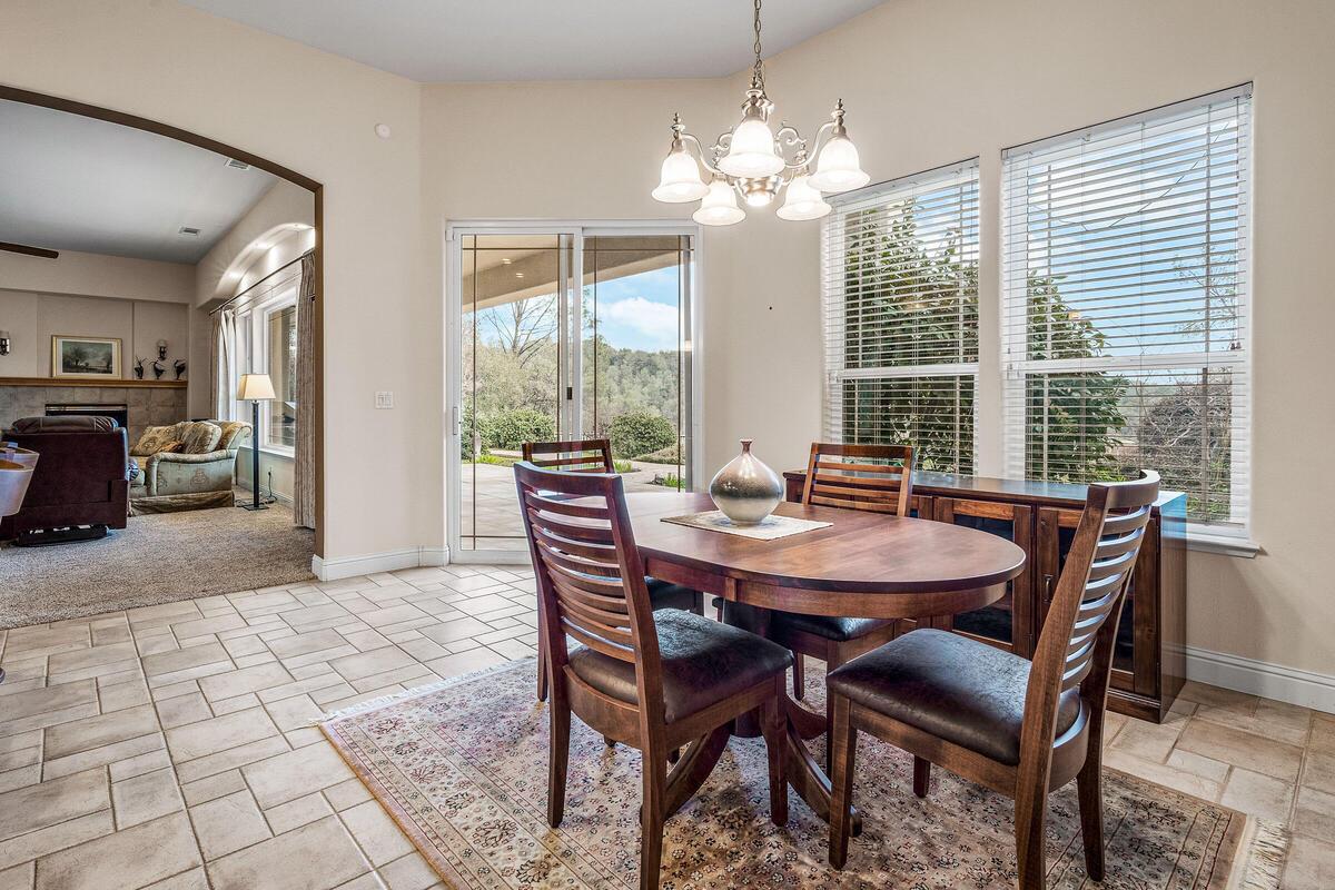 Placerville, California, 95667, United States, 4 Bedrooms Bedrooms, ,3 BathroomsBathrooms,Residential,Active,2006974