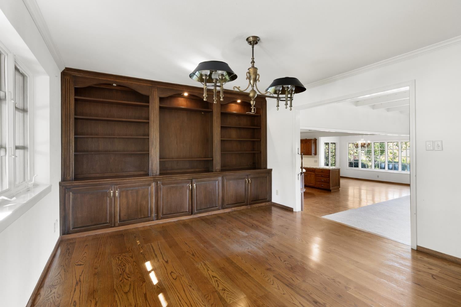 Carmichael, California, 95608, United States, 3 Bedrooms Bedrooms, ,4 BathroomsBathrooms,Residential,Active,2030586
