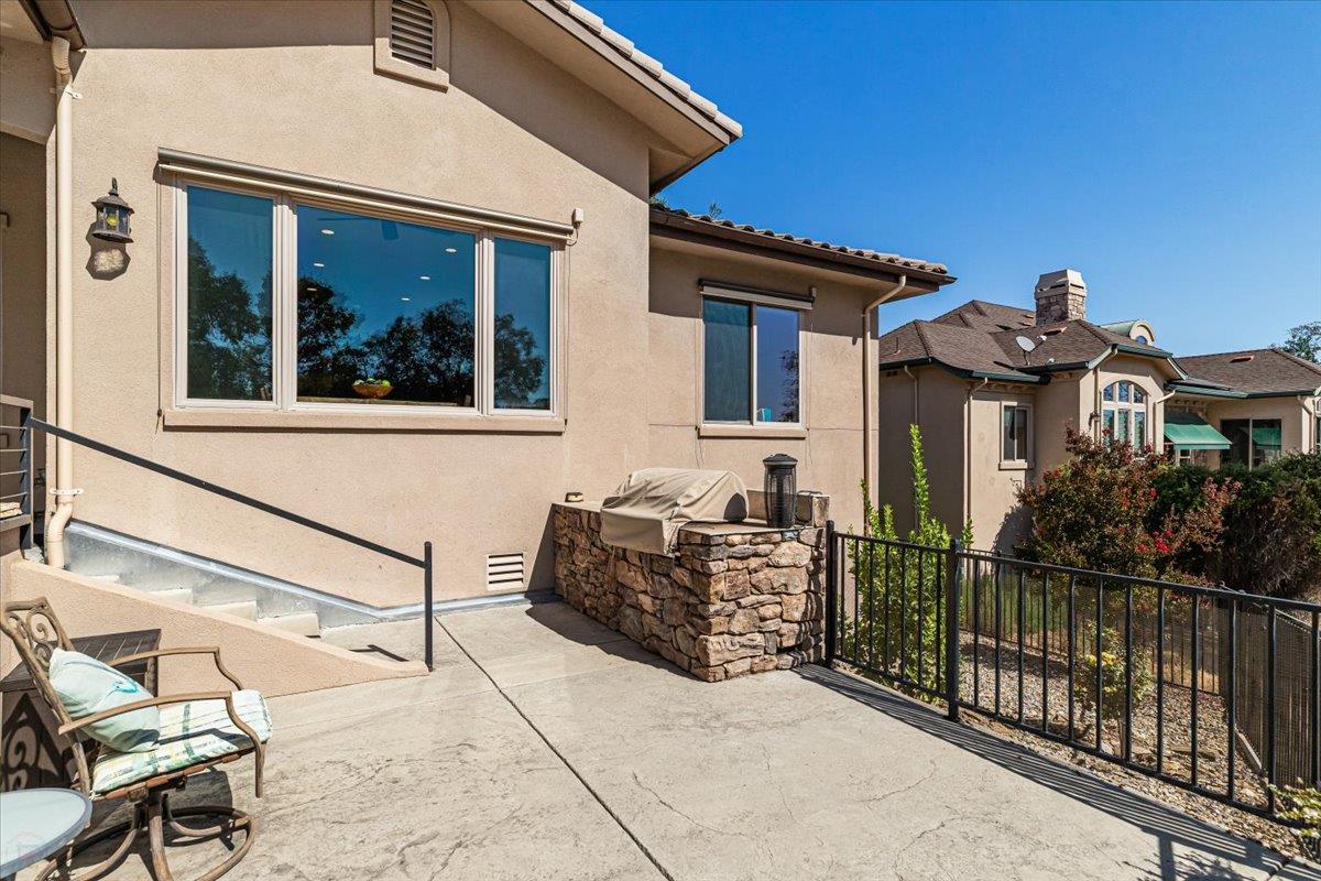 Copperopolis, California, 95228, United States, 4 Bedrooms Bedrooms, ,3 BathroomsBathrooms,Residential,Active,1953658