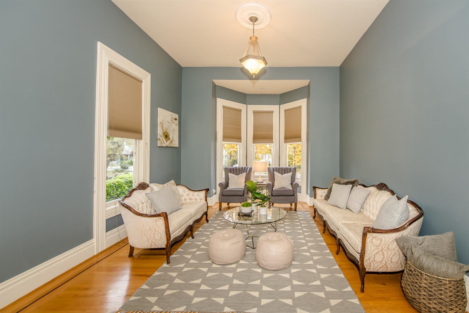 Woodland, California, 95695, United States, 5 Bedrooms Bedrooms, ,4 BathroomsBathrooms,Residential,Active,1843839