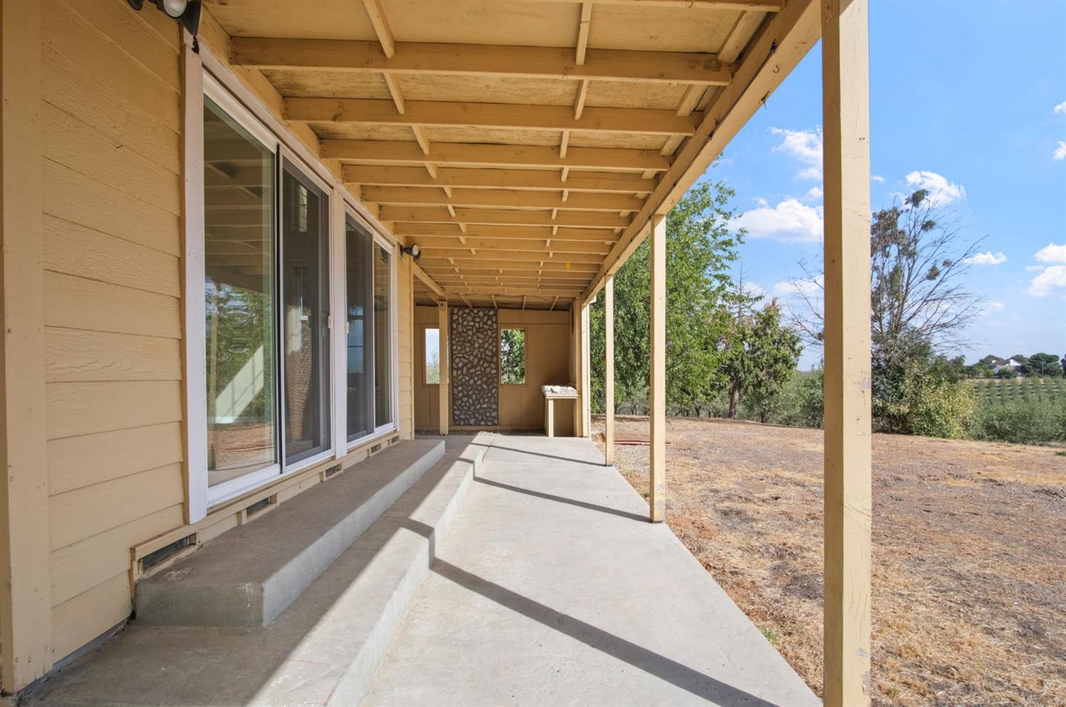 Hickman, California, 95323, United States, 4 Bedrooms Bedrooms, ,3 BathroomsBathrooms,Residential,Active,1954442