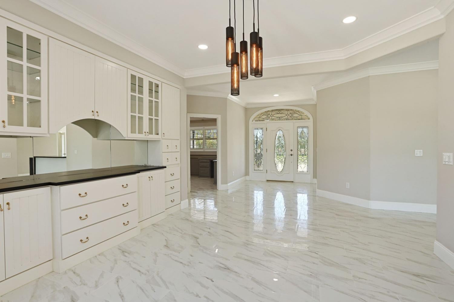 Manteca, California, 95336, United States, 4 Bedrooms Bedrooms, ,3 BathroomsBathrooms,Residential,Active,1946532