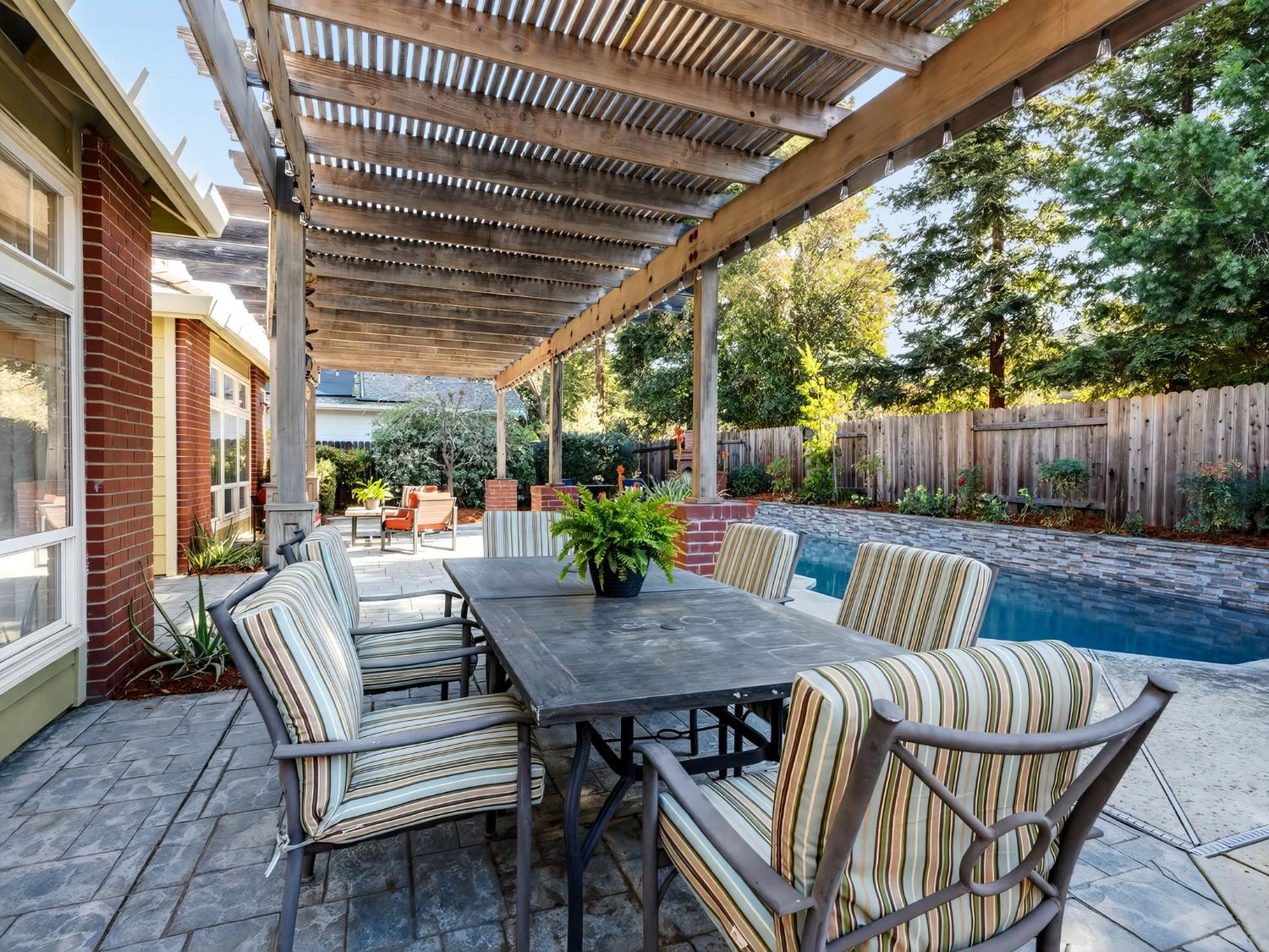 Davis, California, 95618, United States, 5 Bedrooms Bedrooms, ,3 BathroomsBathrooms,Residential,Active,2015823