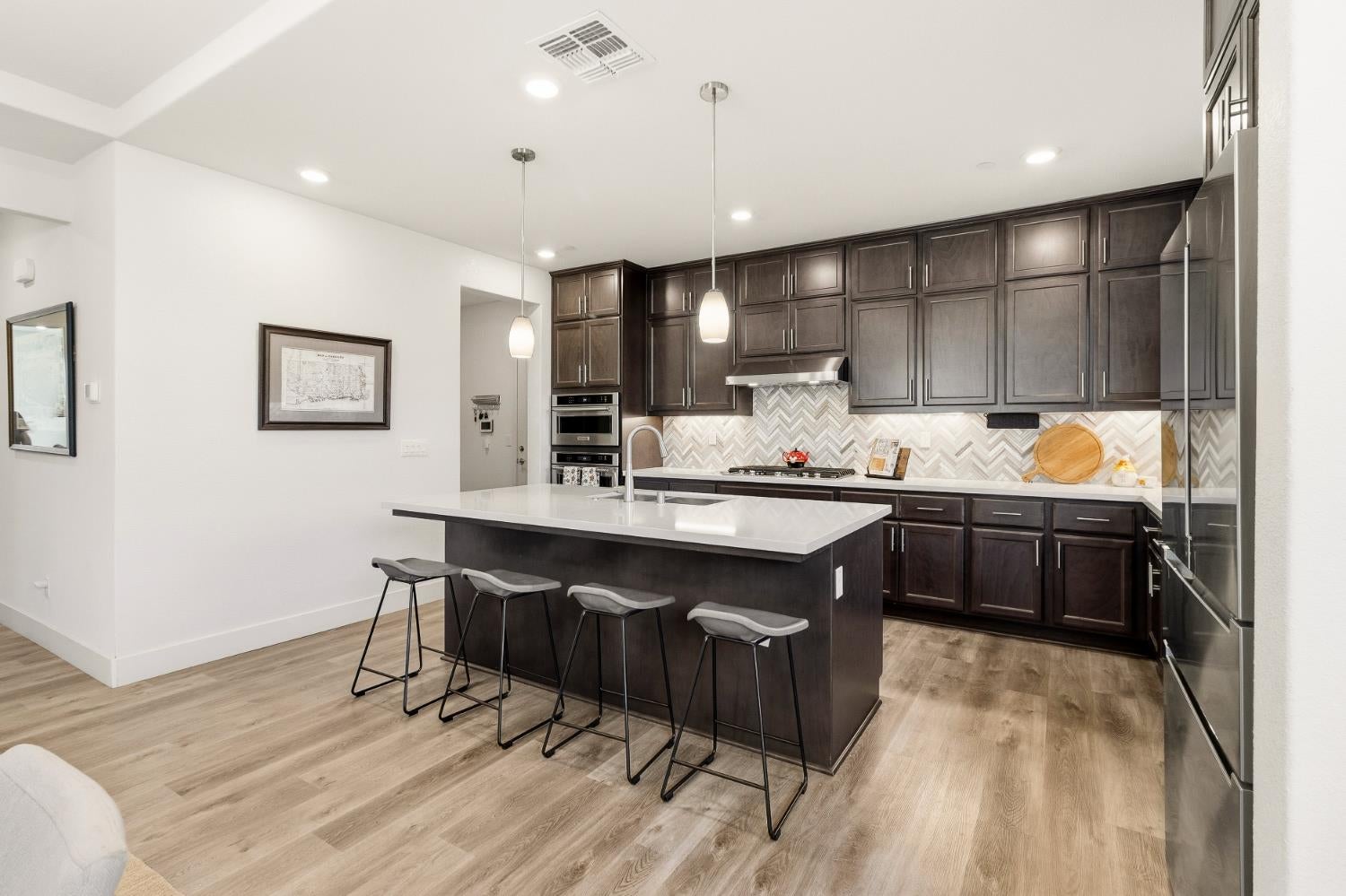 West Sacramento, California, 95605, United States, 3 Bedrooms Bedrooms, ,4 BathroomsBathrooms,Residential,Active,2008265