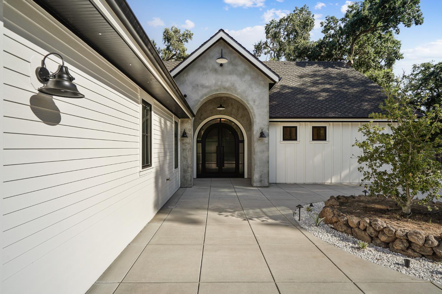 Stockton, California, 95207, United States, 4 Bedrooms Bedrooms, ,4 BathroomsBathrooms,Residential,Active,1899912