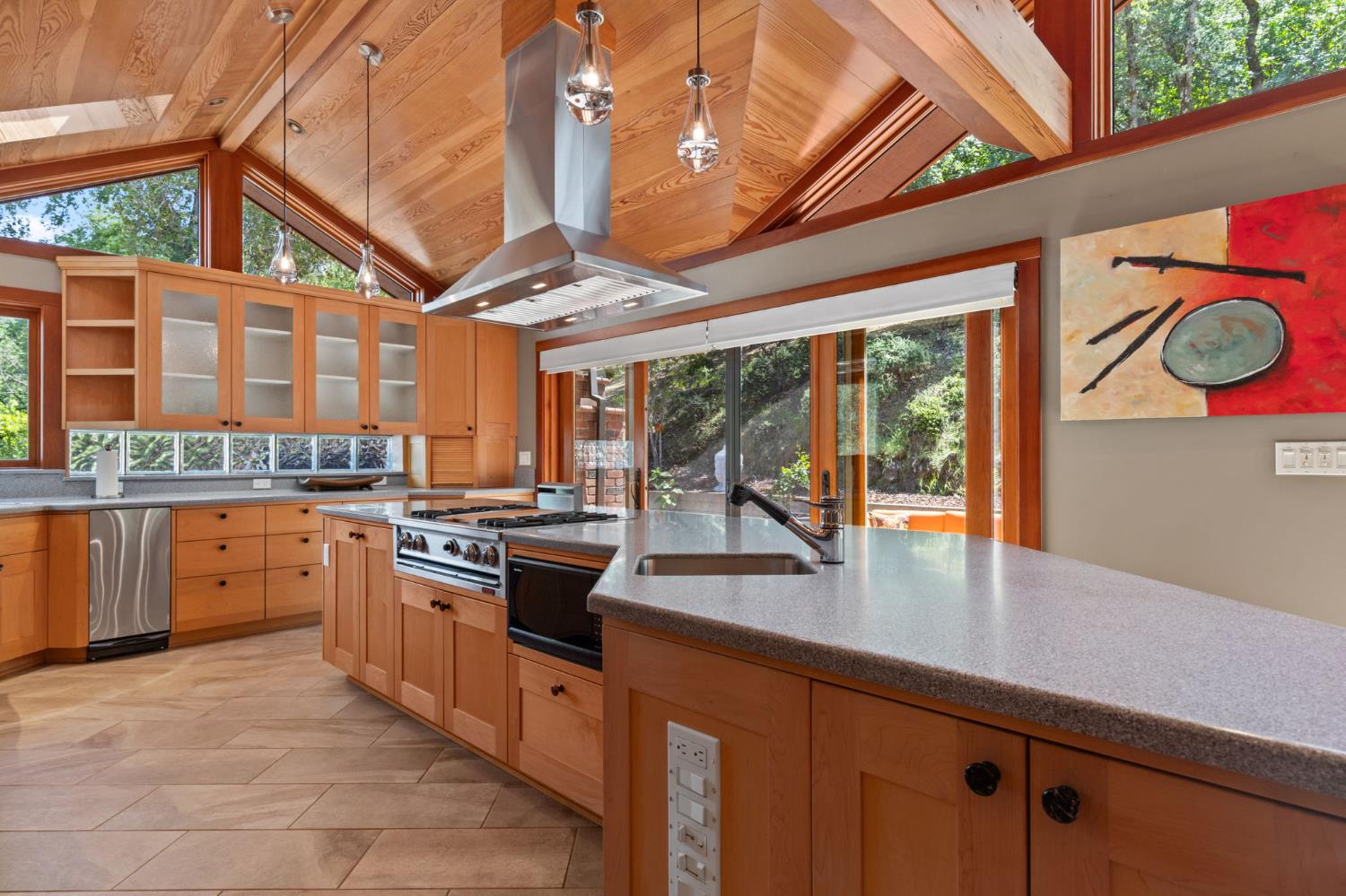 Sutter Creek, California, 95685, United States, 2 Bedrooms Bedrooms, ,4 BathroomsBathrooms,Residential,Active,2038151
