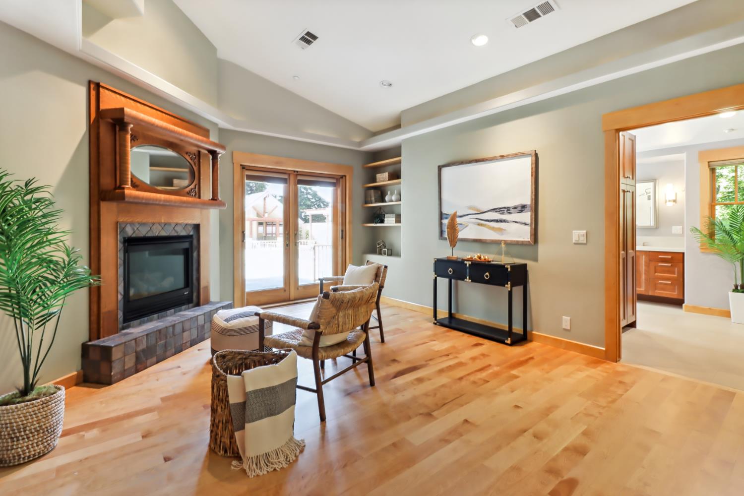 Davis, California, 95616, United States, ,5 BathroomsBathrooms,Residential,Active,1843441