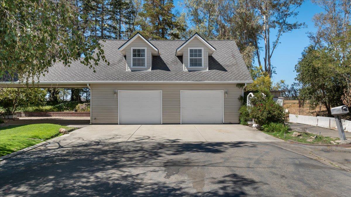Galt, California, 95632, United States, 3 Bedrooms Bedrooms, ,3 BathroomsBathrooms,Residential,Active,1922295