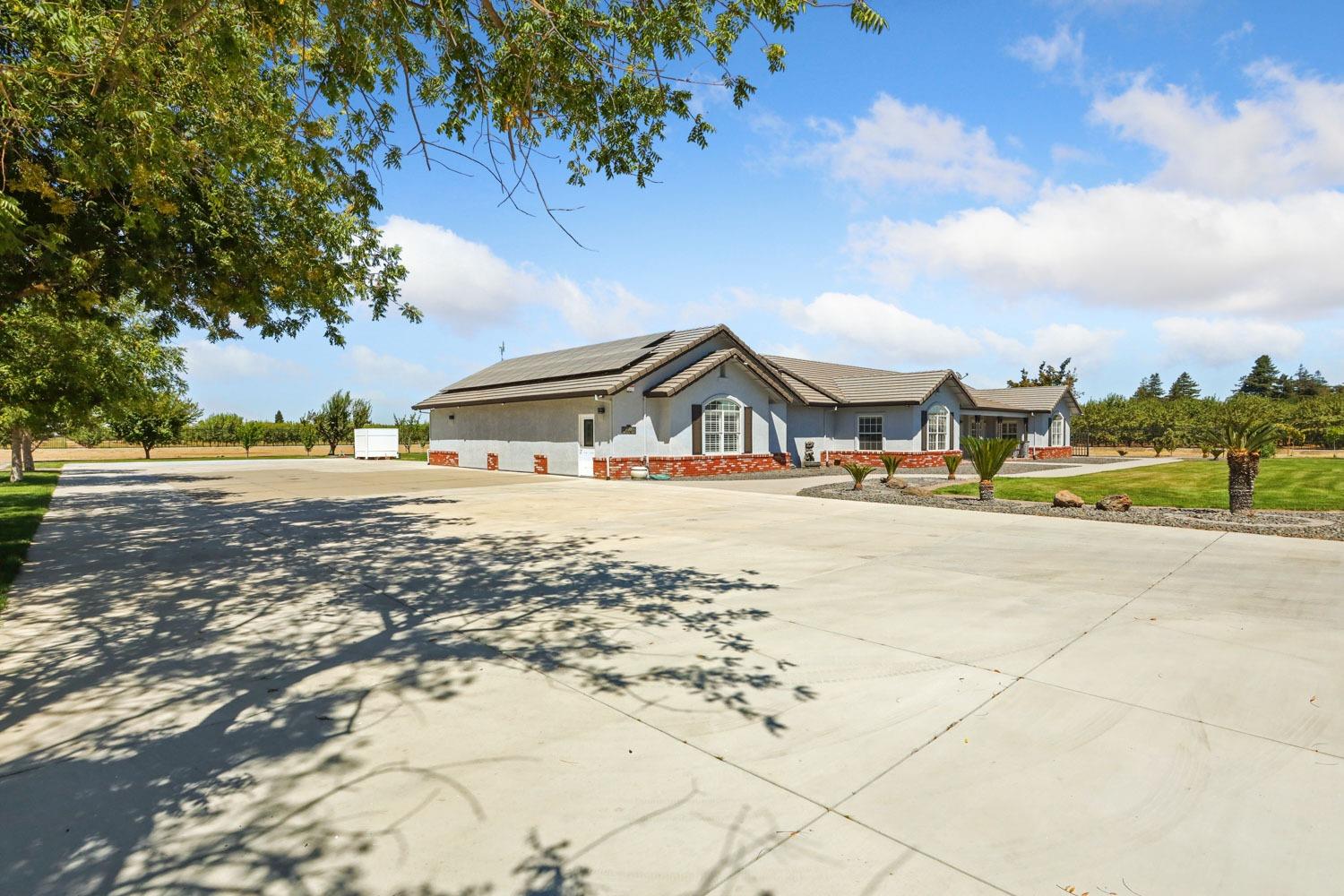 Manteca, California, 95336, United States, 4 Bedrooms Bedrooms, ,3 BathroomsBathrooms,Residential,Active,1946532