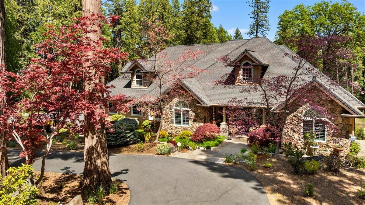 Grass Valley, California, 95945, United States, 4 Bedrooms Bedrooms, ,4 BathroomsBathrooms,Residential,Active,2015811