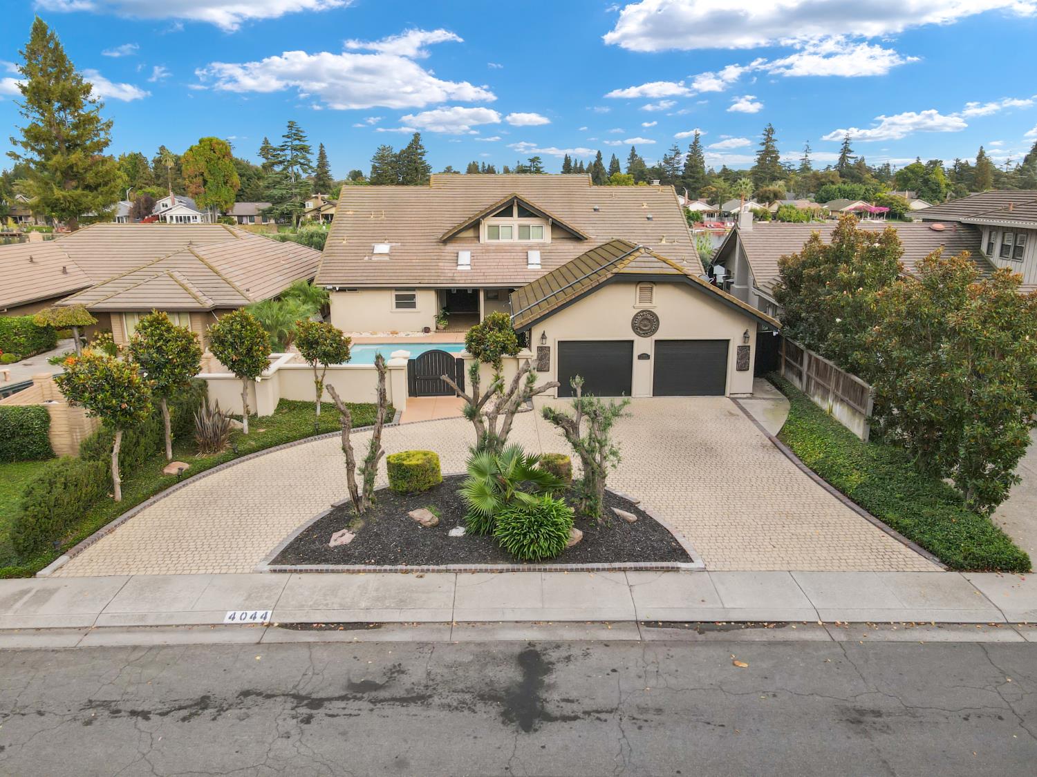 Stockton, California, 95219, United States, 4 Bedrooms Bedrooms, ,5 BathroomsBathrooms,Residential,Active,1970940