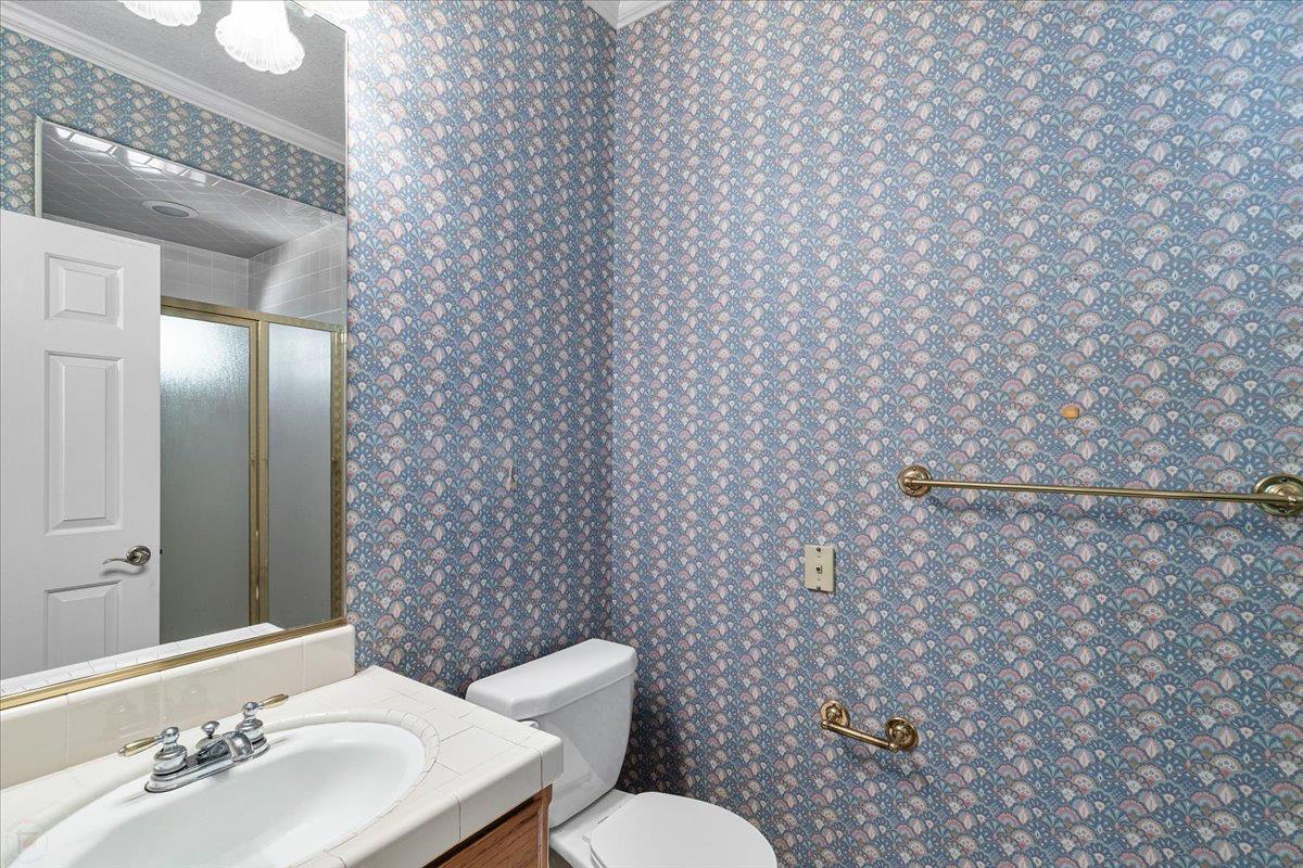 Galt, California, 95632, United States, 3 Bedrooms Bedrooms, ,3 BathroomsBathrooms,Residential,Active,1922295