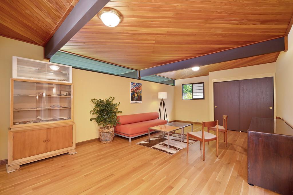 Davis, California, 95616, United States, 5 Bedrooms Bedrooms, ,2 BathroomsBathrooms,Residential,Active,1914596