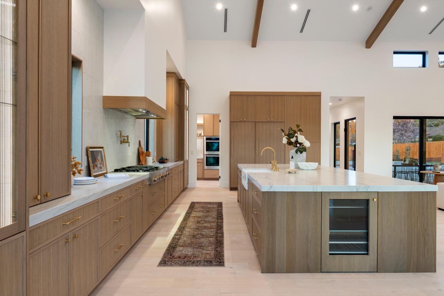 Loomis, California, 95650, United States, 4 Bedrooms Bedrooms, ,5 BathroomsBathrooms,Residential,Active,1893259