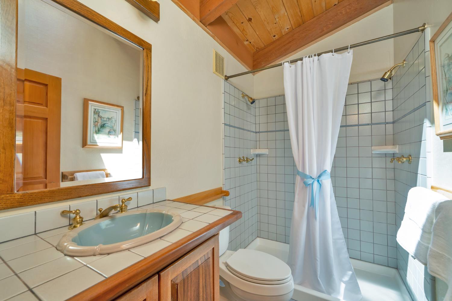 Placerville, California, 95667, United States, 3 Bedrooms Bedrooms, ,3 BathroomsBathrooms,Residential,Active,1834323